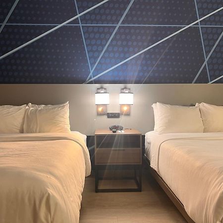 Comfort Suites Louisville Airport Exteriör bild