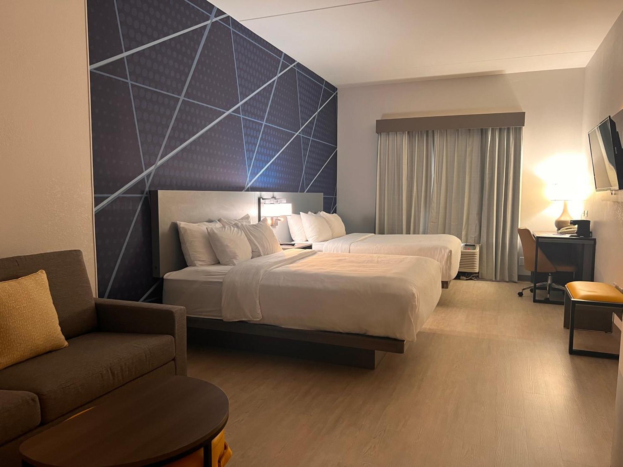 Comfort Suites Louisville Airport Exteriör bild
