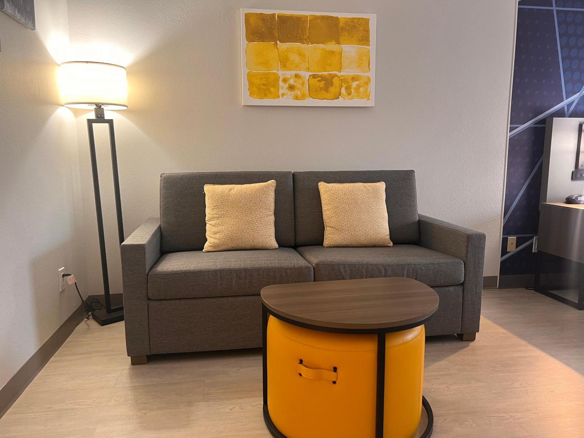 Comfort Suites Louisville Airport Exteriör bild