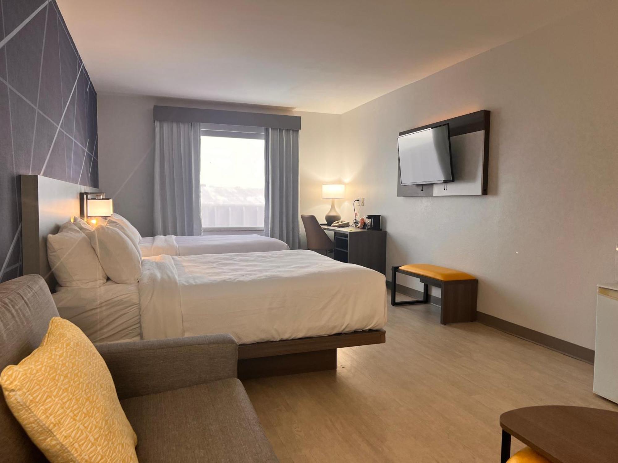 Comfort Suites Louisville Airport Exteriör bild
