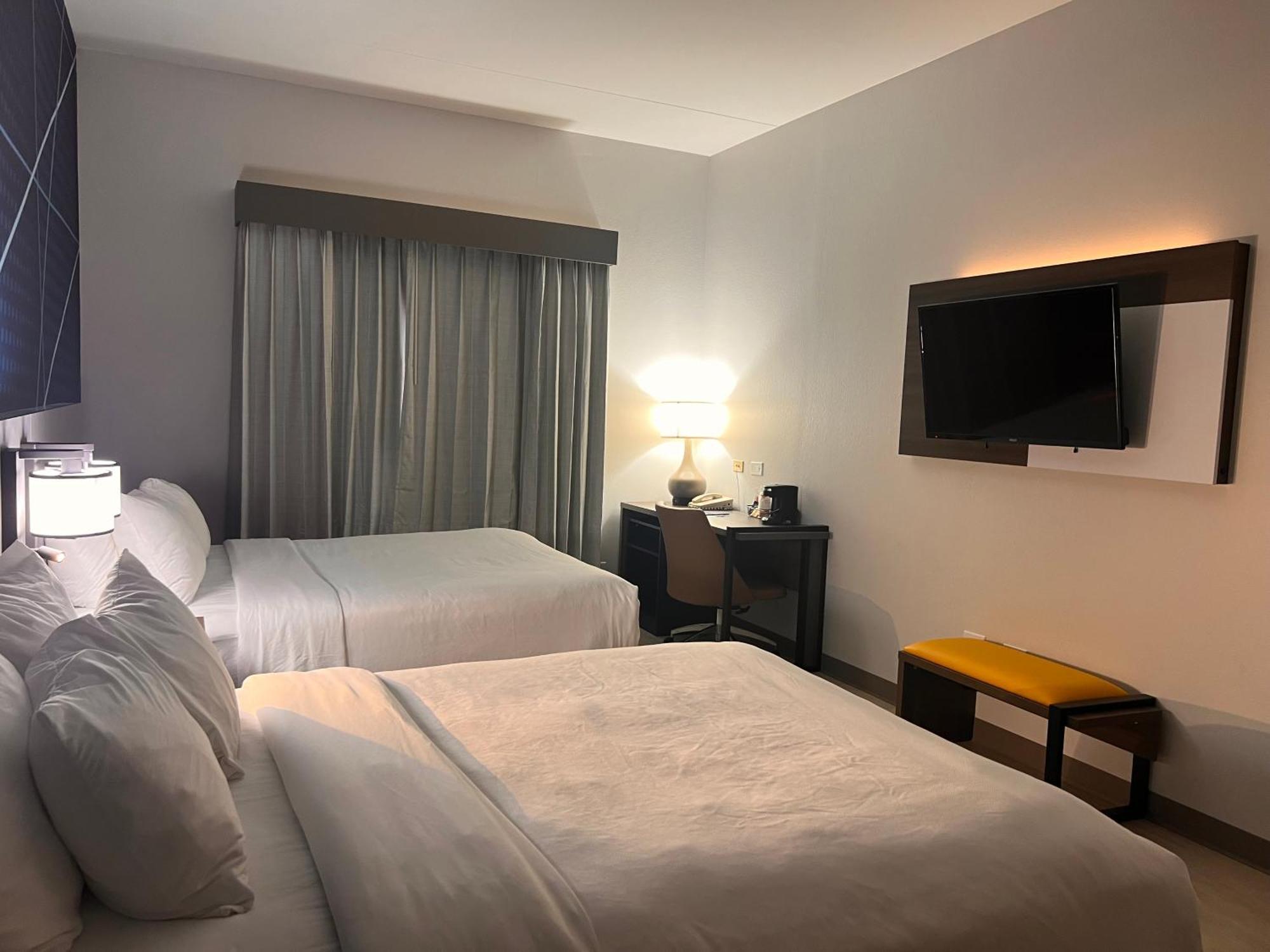 Comfort Suites Louisville Airport Exteriör bild