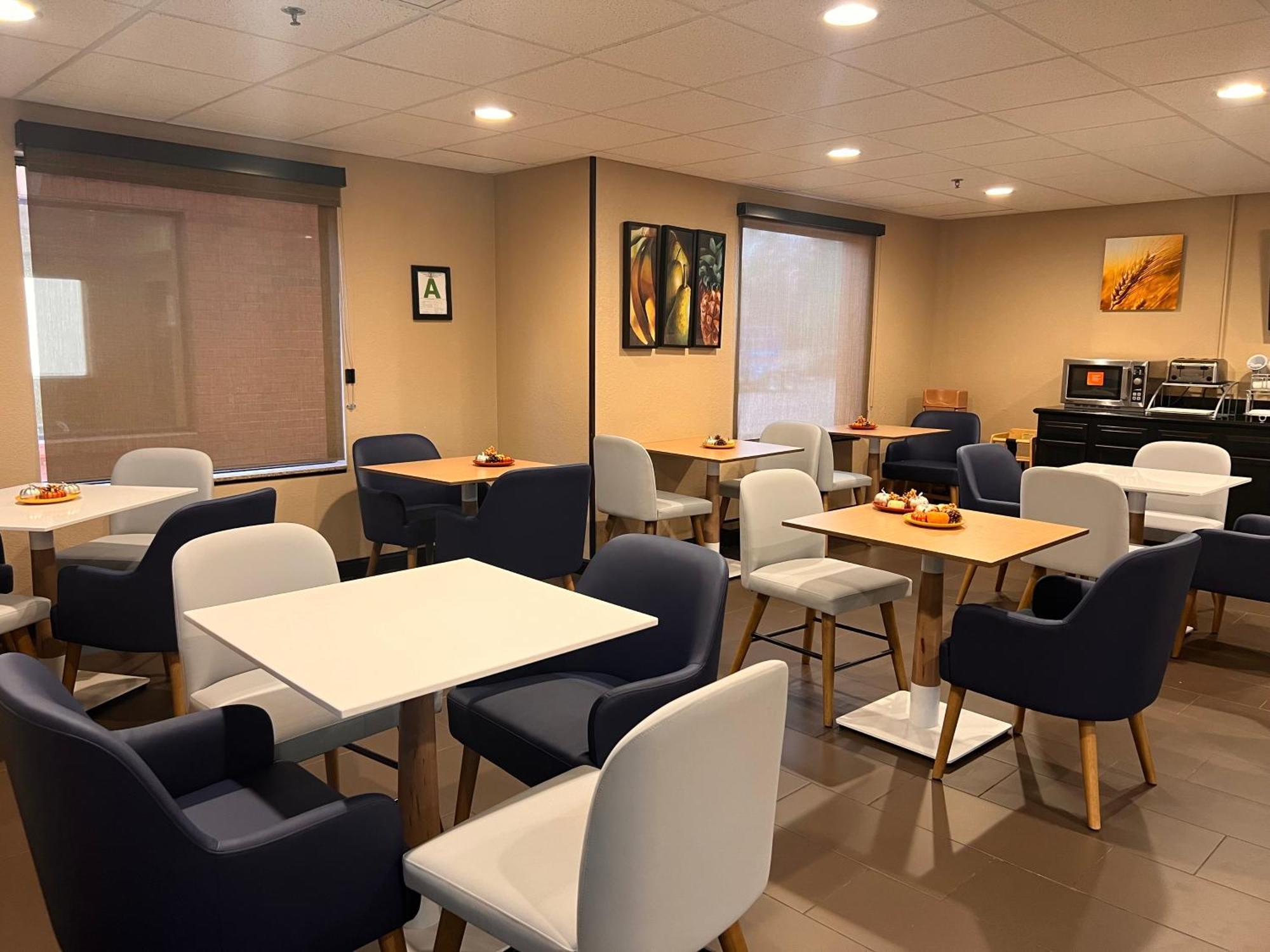 Comfort Suites Louisville Airport Exteriör bild