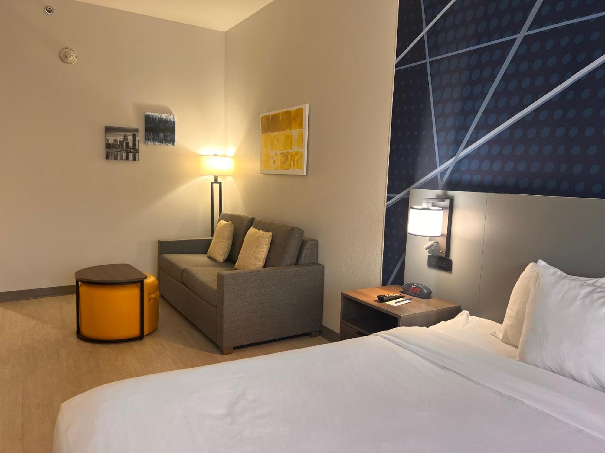 Comfort Suites Louisville Airport Exteriör bild