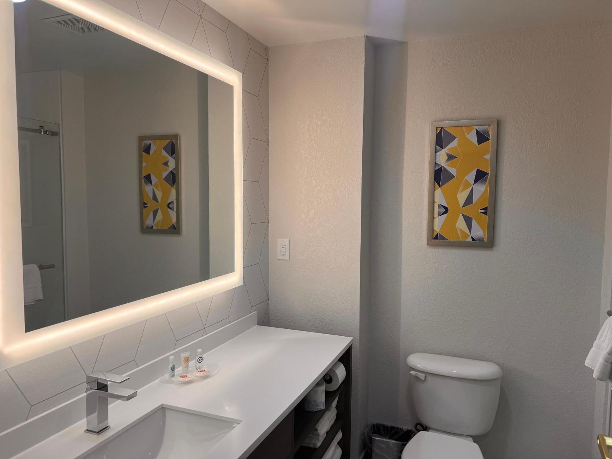 Comfort Suites Louisville Airport Exteriör bild